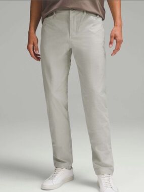 Lululemon ABC Classic-Fit 5 Pocket Pant *Utilitech
Seal Grey